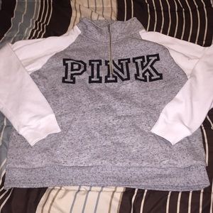 Victoria’s Secret Pink quarter zip 🤩